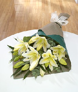 Just Lilies Classic Bouquet